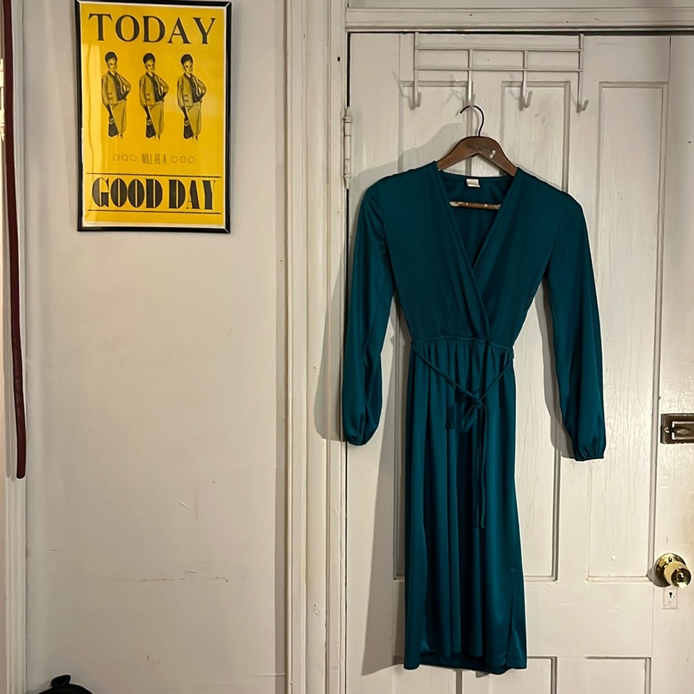Satin turquoise dress with tie at waist